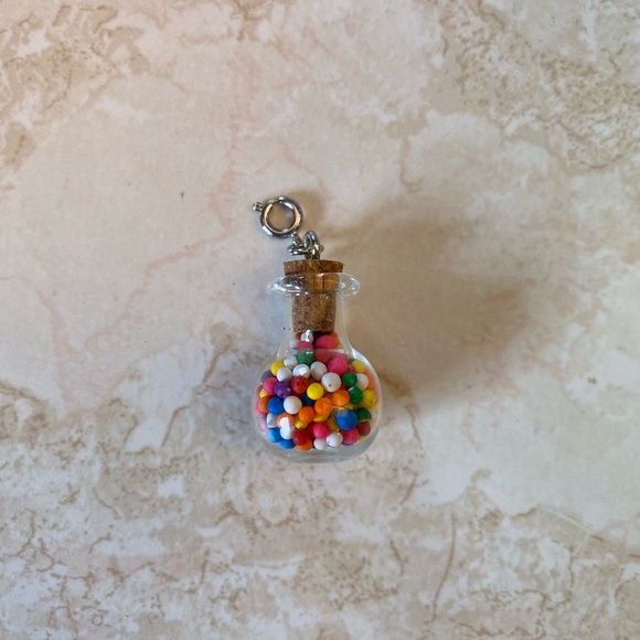 ✨🍩MINI POTION BOTTLE w/ SPRINKLES ~ HANDMADE🙋🏻‍♀️ - Picture 4 of 12